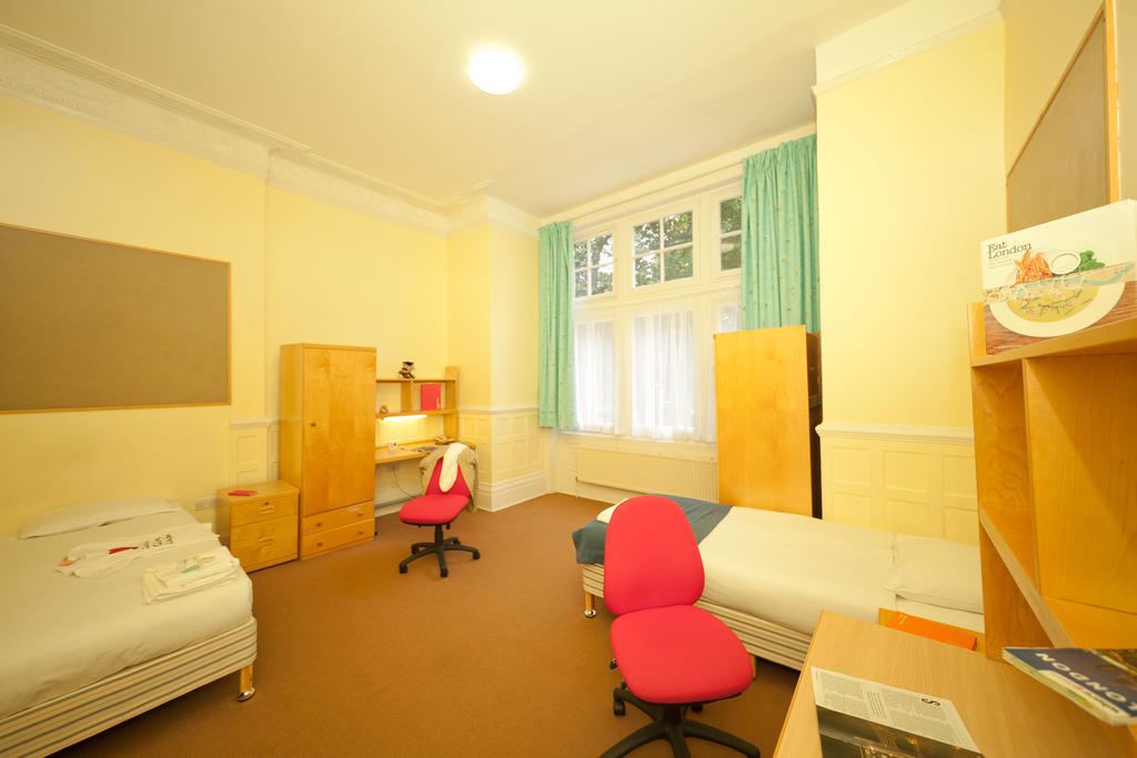 Evelyn Gardens Hostel Londen Kamer foto