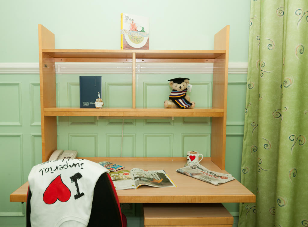 Evelyn Gardens Hostel Londen Kamer foto